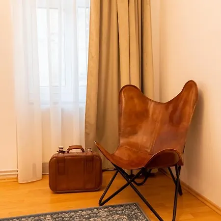Radu's - Traditional Ultracentral In The Old Town * Braşov