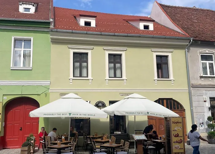 Radu's - Traditional Ultracentral In The Old Town